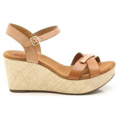 CLARKS CASLYNN REGINA SANDALIA COMODISIMA W  TAN