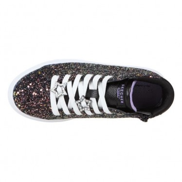Tênis SKECHERS PRETO E BRANCO  NEGRO