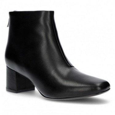 CLARKS SHER55 ZIP ANKLE BOOTS BLACK