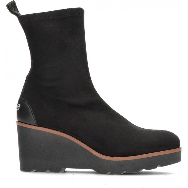 PEDRO MIRALLES WEEKEND HITA BOTA SUEDE 23400 BLACK PEDRO MIRALLES WEEKEND HITA BOTA SUEDE 23400 BLACK