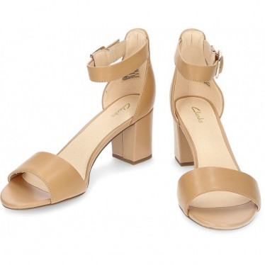 SANDÁLIAS CLARKS DEVAMAE CAMEL
