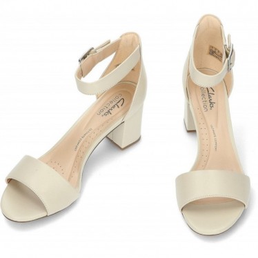 SANDÁLIAS CLARKS DEVAMAE MARFIL